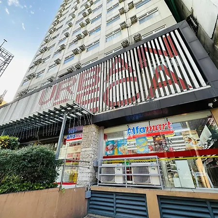Hassle Free Check In And Out With Unli Wifi Netflix Aparthotel